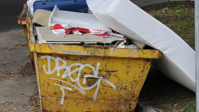 Over flowing skip bin at Fletcher st , Bondi.