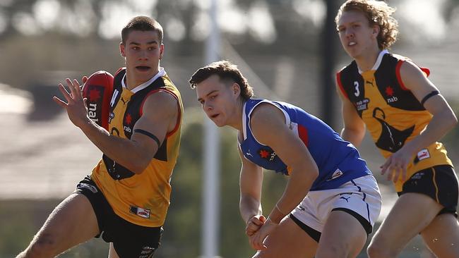 Will Bravo on the burst for the Dandenong Stingrays on Sunday. Pic: AFL Photos