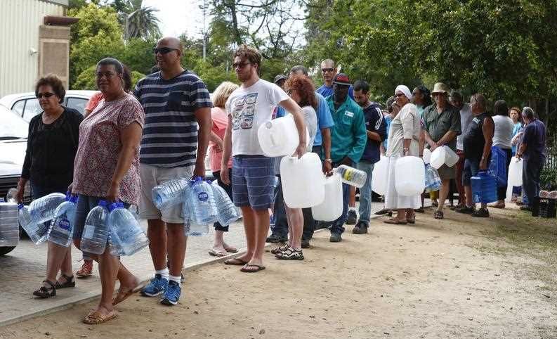 The City of Cape Town is currently in the midst of a severe water crisis. 'Day Zero' when the water runs out in the city is estimated to be 22 April 2018. Day Zero comes when the dam levels reach 13.5 percent and most taps will be turned off. Currently dam levels are at 28.7 percent. Picture: EPA