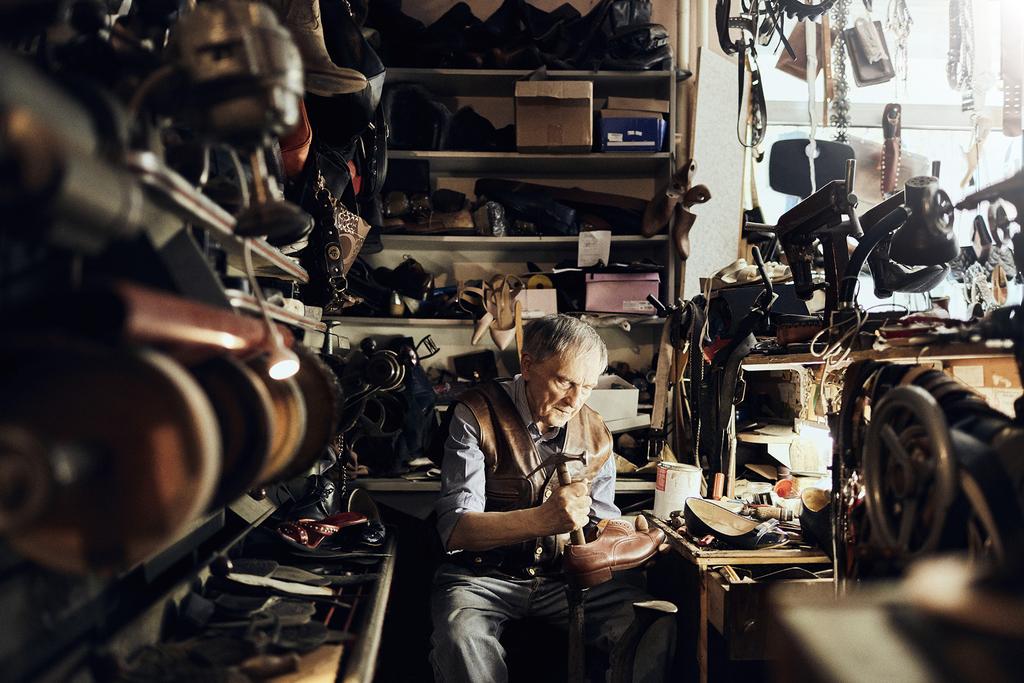Errol's shoe repair outlet