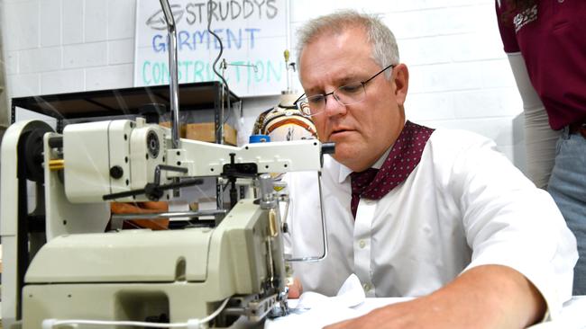 Scott Morrison on the tools at Struddys in Loganholme Picture: NCA NewsWire/John Gass