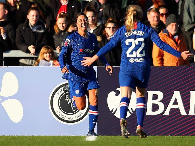BOREHAMWOOD, ENGLAND - JANUARY 19: Sam Kerr of Chelsea celebrates with Erin Cuthbert after scoring his team's second goal during the Barclays FA Women's Super League match between Arsenal and Chelsea at Meadow Park on January 19, 2020 in Borehamwood, United Kingdom. (Photo by Catherine Ivill/Getty Images)