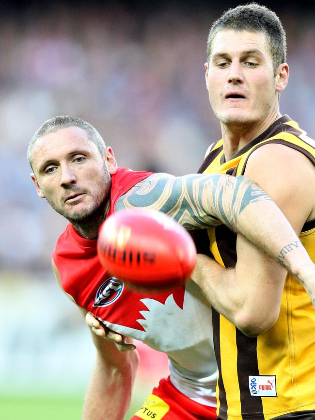 Peter Everitt (Spida) and Simon Taylor at the MCG.