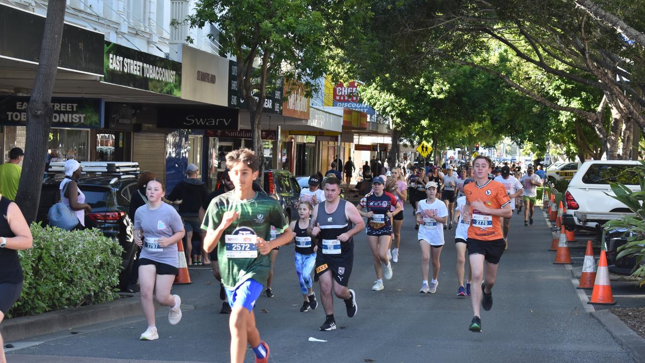 Hundreds race at 2024 Rocky River Run Photos The Courier Mail