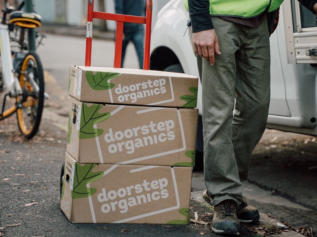 Enjoy the convenience of organic food supplies getting delivered to your home.