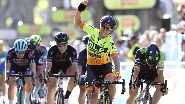 TOUR DOWN UNDER - Womens Tour Down Under - Adelaide Circuit. Winner Chloe Hosking riding for Ale-Cipollini Picture Sarah Reed