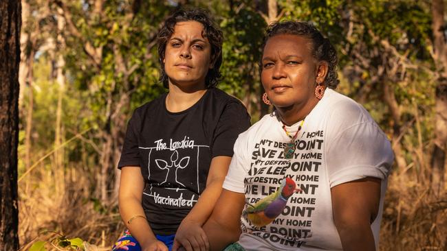 Mililma May (L) with her aunty, Larrakia elder Lorraine Williams. Picture: Rebecca Parker