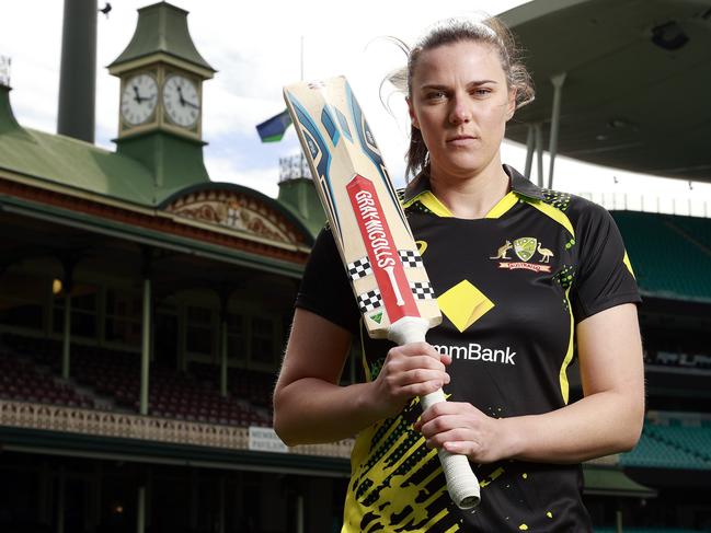 SUMMER OF CRICKET PORTRAITS. Speak to Tim Morrissey or Ben Horne for usage. SEPTEMBER 13, 2022.Pictured at the Sydney Cricket Ground today is Tahlia McGrath for Summer of Cricket Liftout scheduled for November. Picture: Tim Hunter.