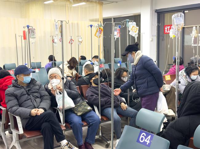 SHANGHAI, CHINA - DECEMBER 27: Patients receive infusion therapy at a hospital amid a spike in respiratory illnesses on December 27, 2024 in Shanghai, China. (Photo by VCG/VCG via Getty Images)