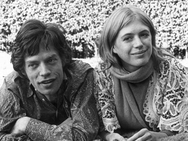 Marianne Faithfull receives a visit from Mick Jagger while recuperating at Mount St Margaret hospital, Ryde on July 27, 1969