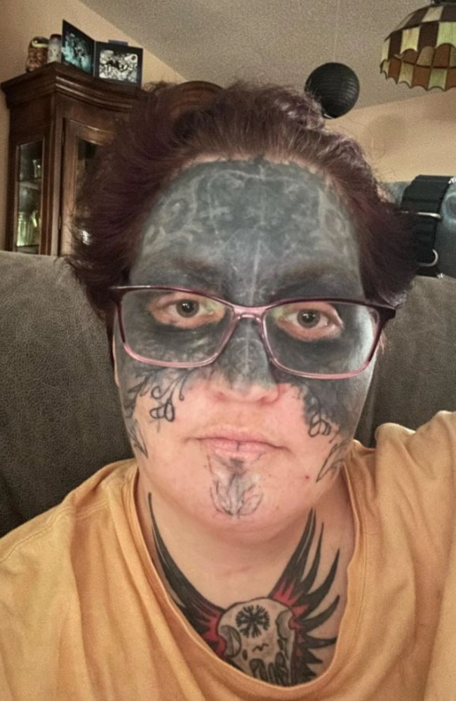 US woman whose face was tattooed ‘against will’ can’t get a job Daily