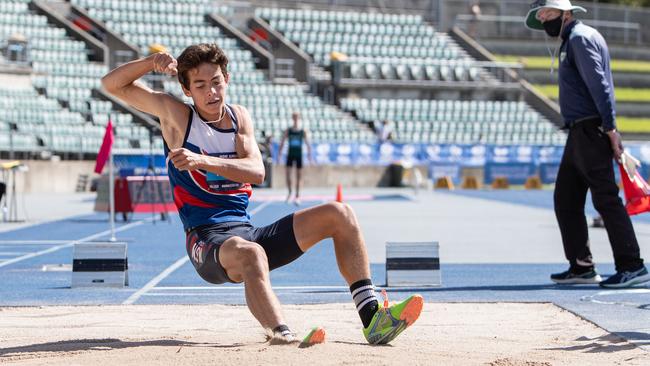 Long jumper Cameron Tizzard from Sydney Pacific. .