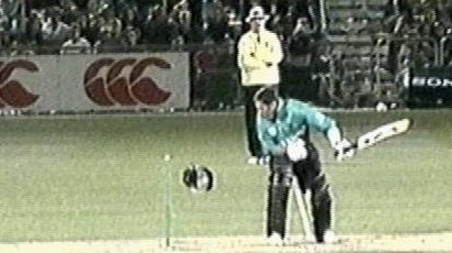 New Zealand batsman Adam Parore’s helmet falls onto his stumps after a Brett Lee bouncer in 2000. Picture: Fox Sports