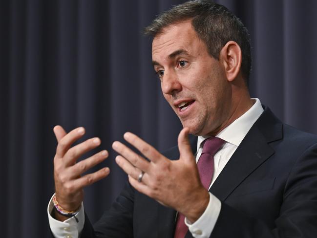 CANBERRA, AUSTRALIA  - NewsWire Photos - December 18, 2024:  Treasurer Jim Chalmers and Minister for Finance Katy Gallagher release the mid-year Budget update during a press conference at Parliament House in Canberra. Picture: NewsWire / Martin Ollman