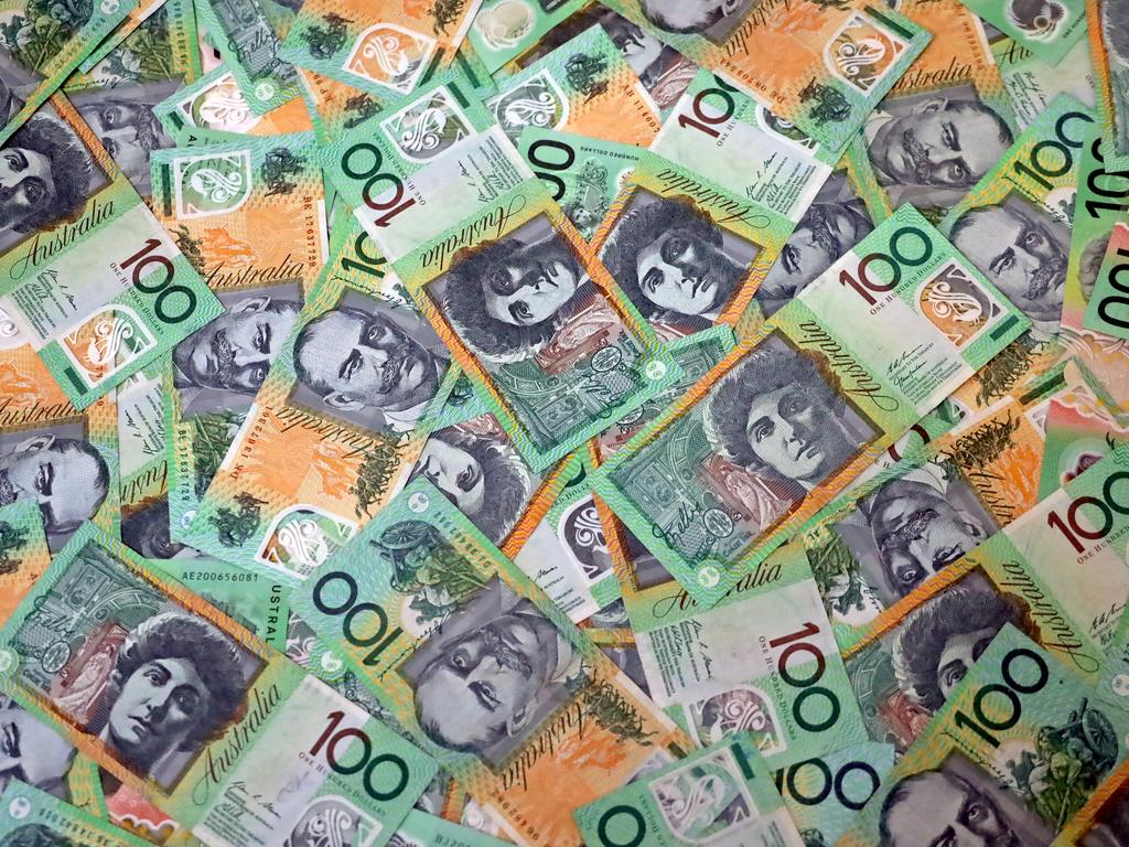 Aussies have revealed how much they would need to earn to feel ‘rich’. Picture: NCA NewsWire / Nicholas Eagar