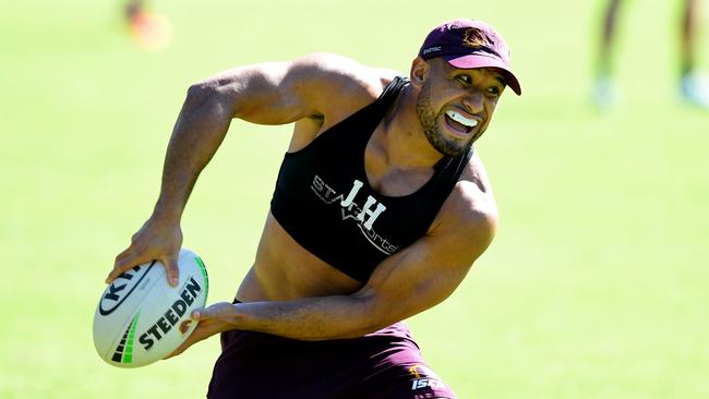 Jamil Hopoate passes the ball during a Brisbane Broncos NRL training session at the Clive Berghofer Centre on May 14, 2020. Picture: Bradley Kanaris/Getty Images)