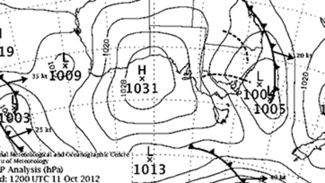 So basically, you’ve got a big dirty low pressure system off Sydney directing strong moist cold southerlies straight onto the coastal fringe. Image: bom.gov.au.