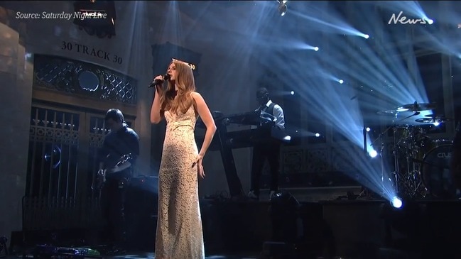 Lana Del Rey's infamous SNL performance