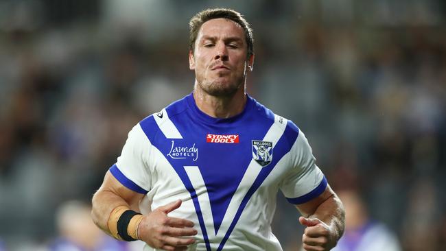 SYDNEY, AUSTRALIA - APRIL 10: Josh Jackson of the Bulldogs warms up during the round five NRL match between the Canterbury Bulldogs and the Penrith Panthers at CommBank Stadium, on April 10, 2022, in Sydney, Australia. (Photo by Mark Metcalfe/Getty Images)