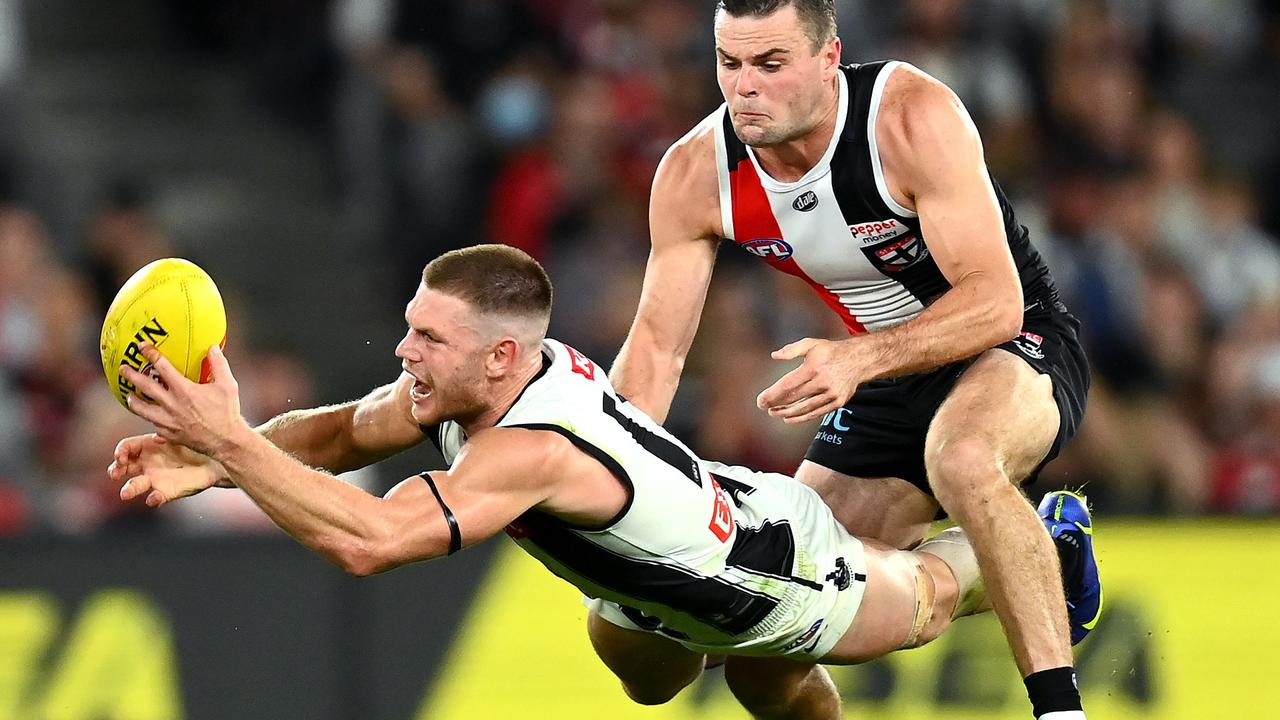 Collingwood are favourites to beat the Crows. Picture: Quinn Rooney/Getty Images