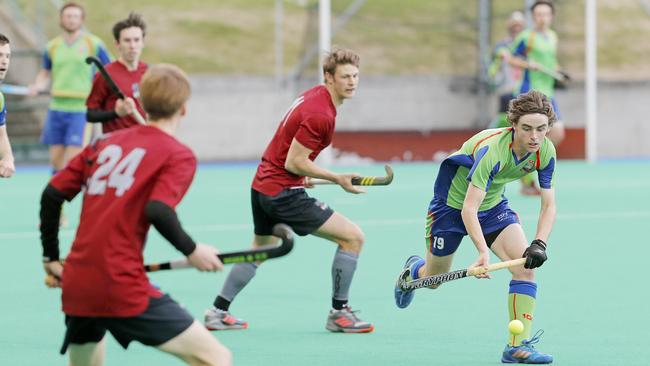 DiamondBack's Hayden Beltz chasing after a steal from OHA in a 2019 match. Picture: PATRICK GEE