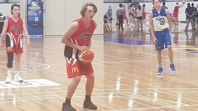 Seymour Blasters and Bellarine Storm clash at the Victorian Under 18 Country Basketball Championships. Picture: Ben Higgins