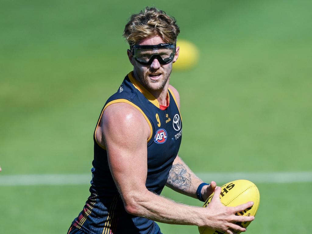 Rory Sloane of the Crows trains in winter ski goggles protecting his eye injury. Picture: Mark Brake/Getty Images