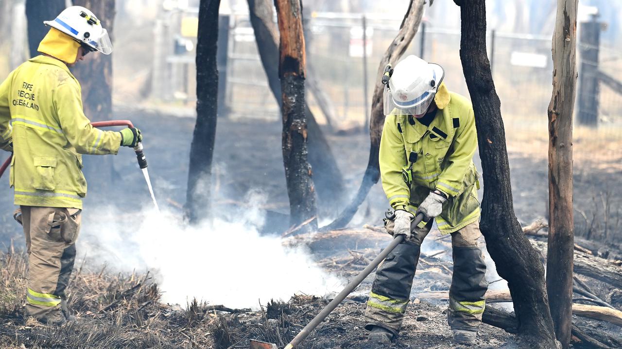 Qld Bushfires: Wallangarra Saved, Dalveen Under Threat As Fires Burn ...