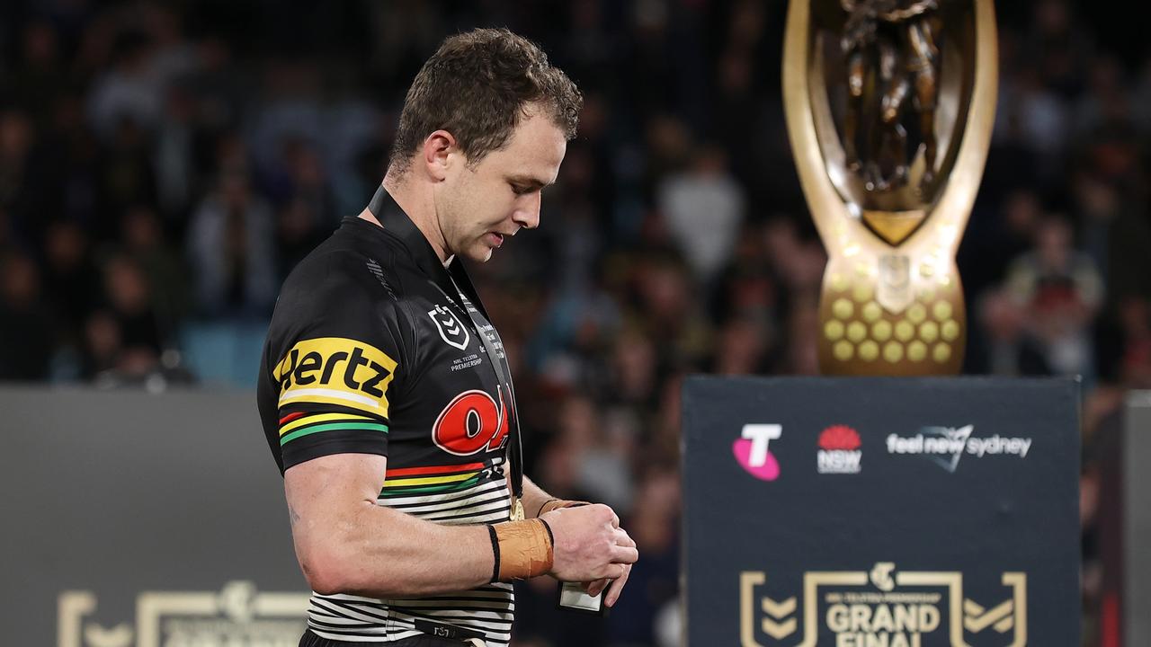 Penrith Panthers teammates accused of ignoring Dylan Edwards during Clive  Churchill award