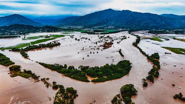 An aerial shot of the extreme flood crisis from Barron to Thomatis Creek in far north Queensland. Picture: Liv Cole