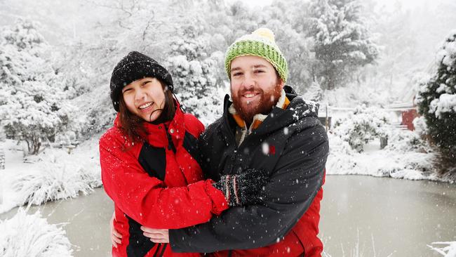 Elliot McLaine with girlfriend Prapasiri Iamsila of Kaoota enjoy the snow. Picture: Zak Simmonds