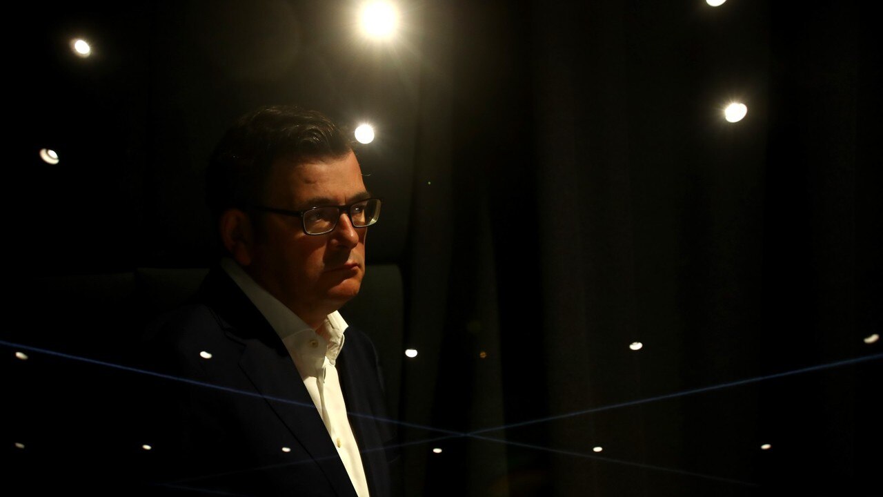 Victoria's contact tracing system under fire as Andrews extends lockdown