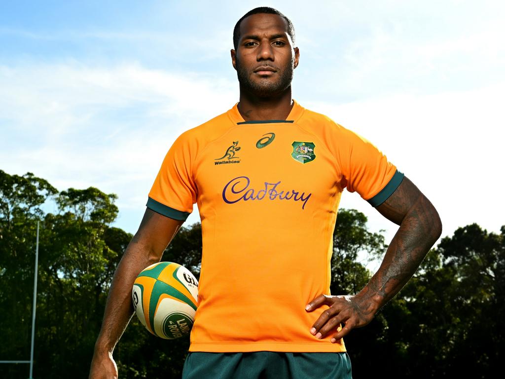 Suliasi Vunivalu is staying loyal to the Reds and Wallabies. Picture: Bradley Kanaris / Getty Images