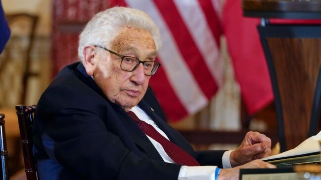 Henry Kissinger, Former Presidential Adviser, Dies at 100