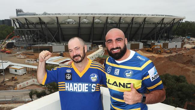 Parramatta fan Dave McDonald who is Parramatta's 20,000th member, with Tim Mannah. Picture: Brett Costello