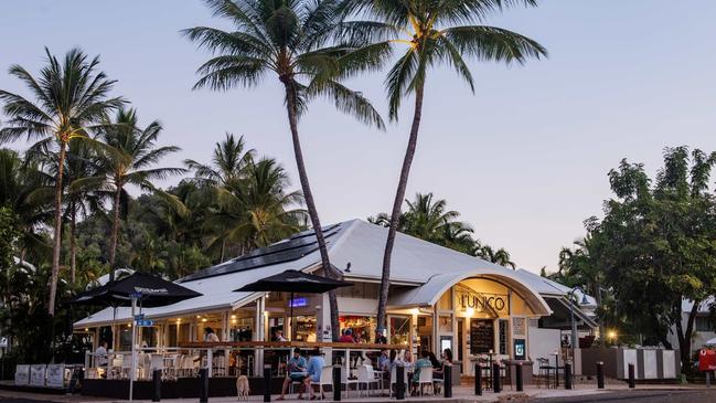 L'unico offers spectacular views of the Coral Sea for its diners. Image: Supplied