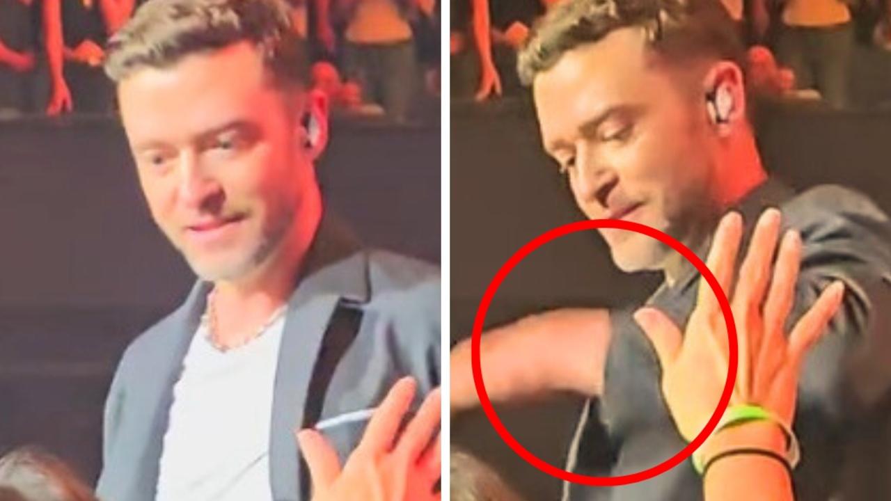 Timberlake angrily slaps away fan mid-show