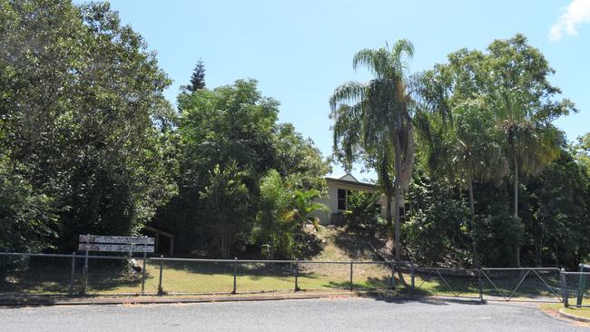 Mount Chalmers School has been closed for 2006 and will reopen to students in April 2023.