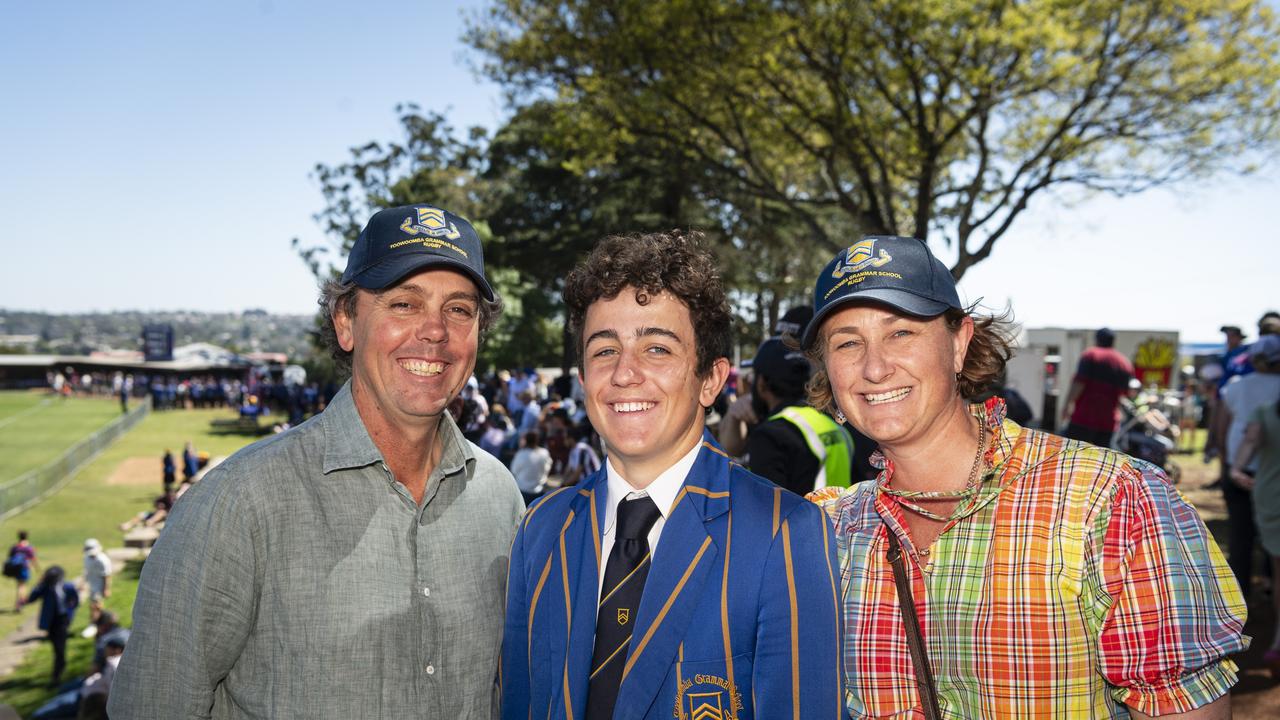 TGS student George Tighe with parents Stuart and Lyndall Tighe. Picture: Kevin Farmer