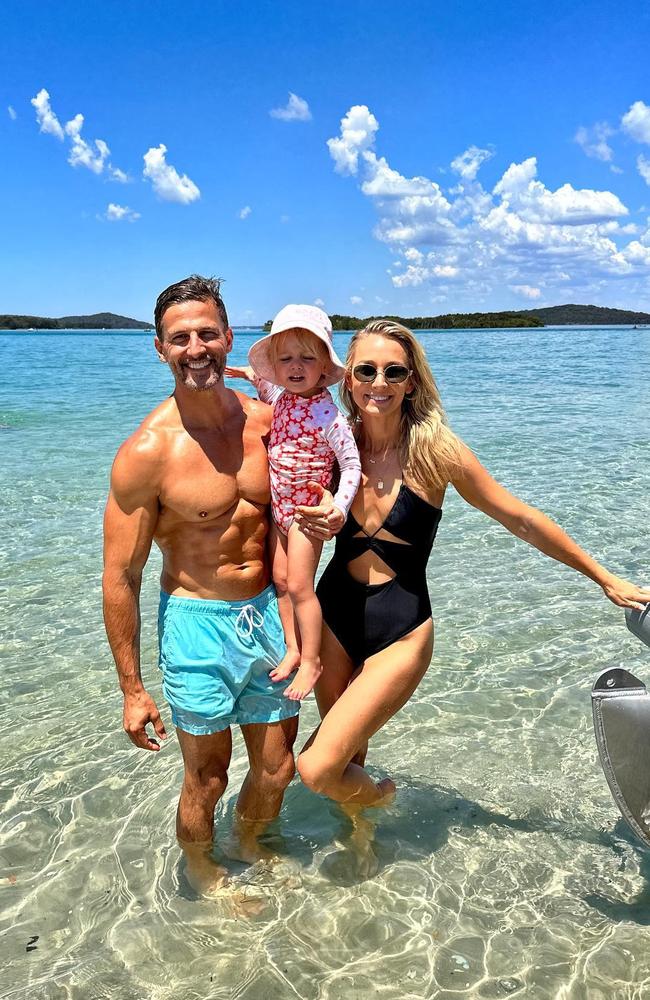 Bachelor couple Tim and Anna Robards and their daughter Elle. Picture: Instagram