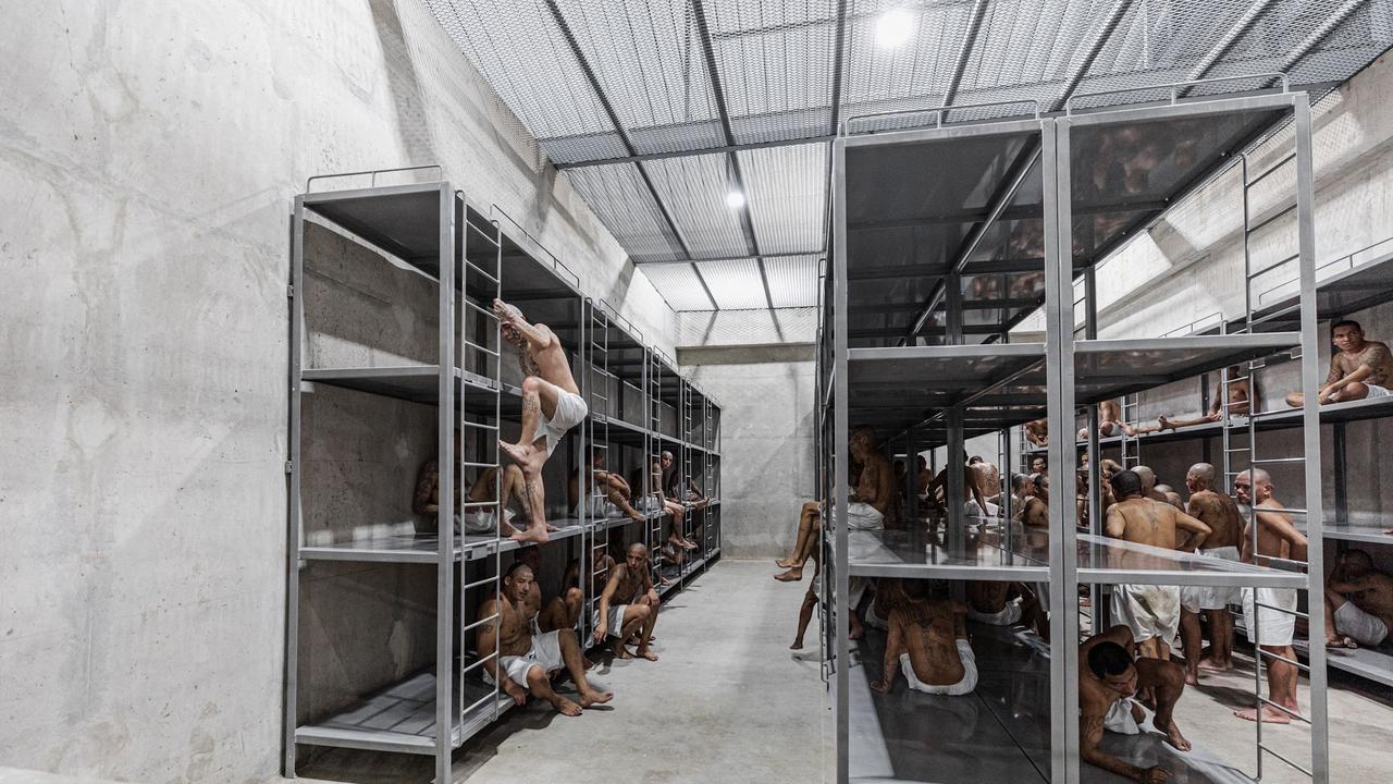 Inmates sleep in tiny bunks with no mattresses. Picture: El Salvador’s Presidency Press Office/AFP