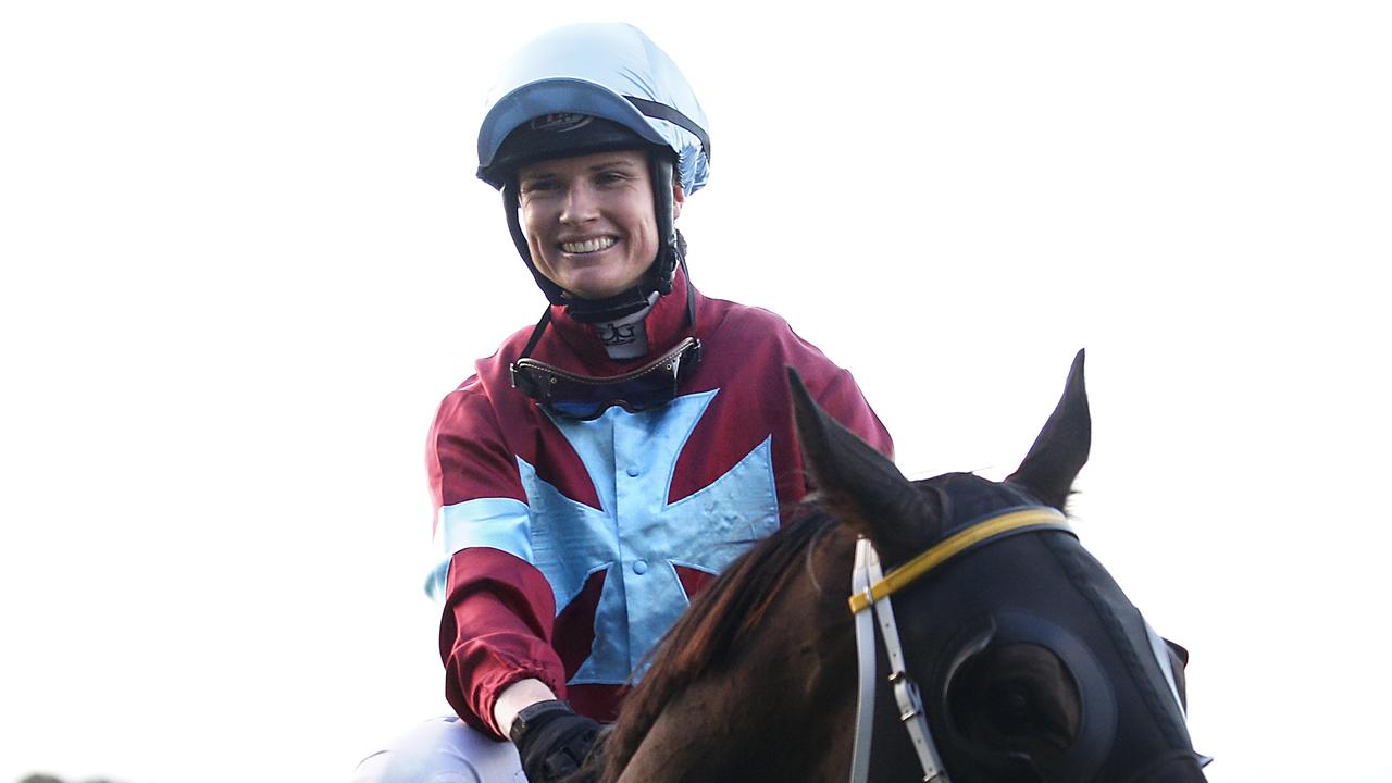 Rachael Murray rides Stormy Pluck at Tamworth. Picture: AAP Image