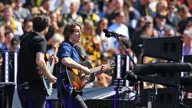 Dean Lewis performs. Picture: Mark Stewart