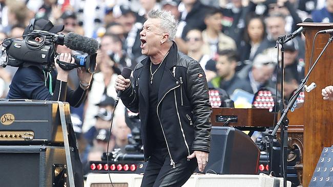 Jimmy Barnes on stage before last year’s grand final. Picture: David Caird