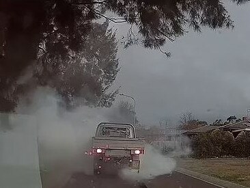 Drunk driver’s burnout in front of cops