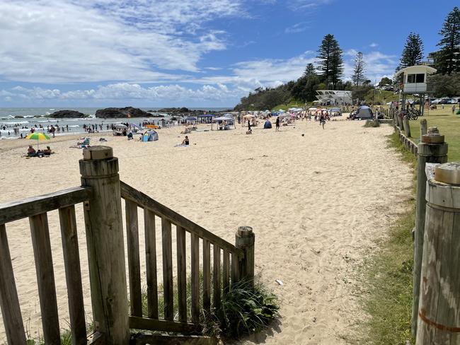 Town Beach, Port Macquarie, was inundated with keen beachgoers on December 31, 2021. Picture: Gemma Ferguson