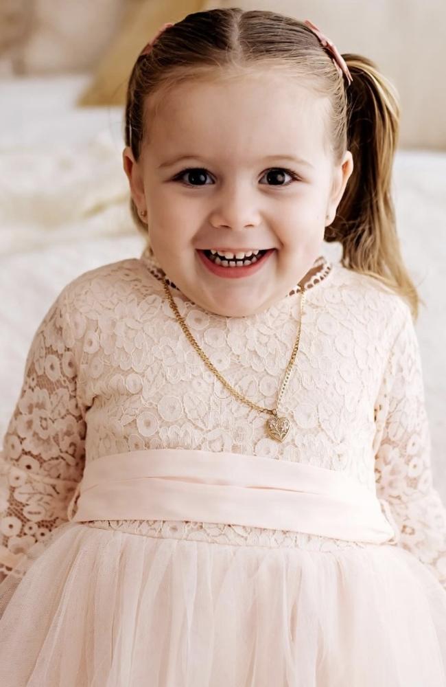 Lauren Flanigan posted pictures of her children with comments like: “We were made to create memories together, lasting legacy, joy, freedom and smiles.”
