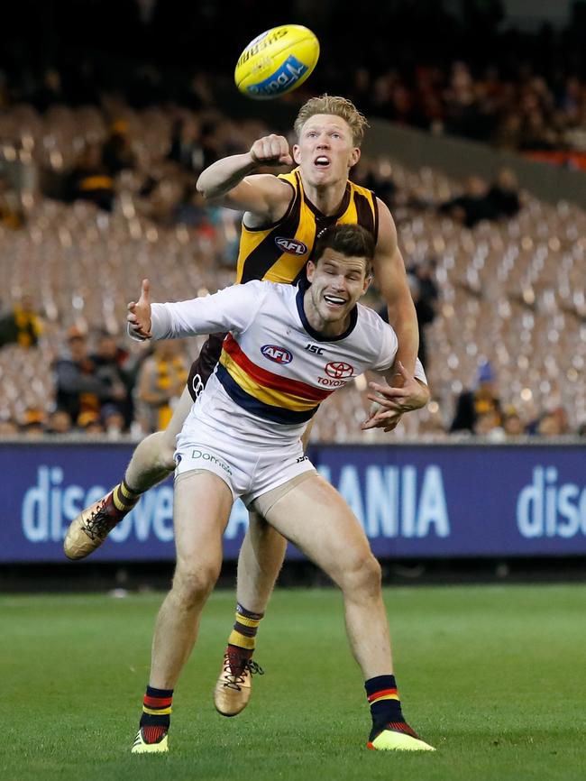 Hawthorn’s James Sicily spoils Bryce Gibbs. Picture: Adam Trafford/AFL Media/Getty Images