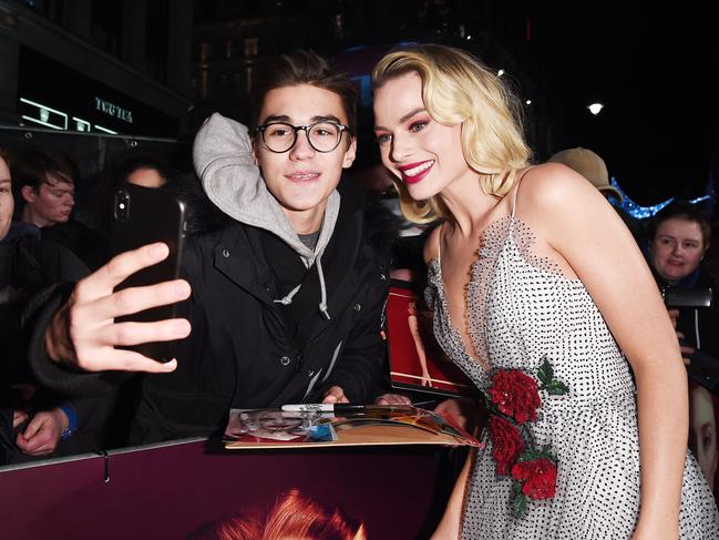 Some fans were lucky enough to snap selfies. Picture: Eamonn M. McCormack/Getty Images for Universal Pictures