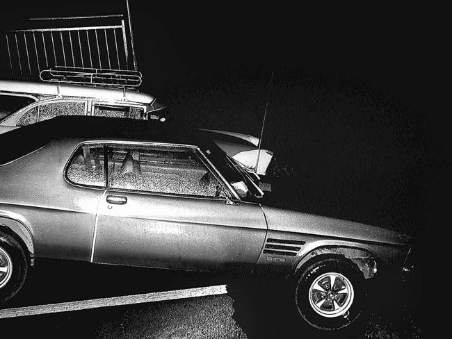 Barry Winburn’s famous shot from the edge of the collapsed section showing Murray Ling and Frank Manley’s cars hanging over the edge.